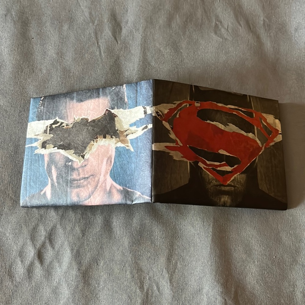 Superman v Batman Tyvek Mighty wallet from sub box